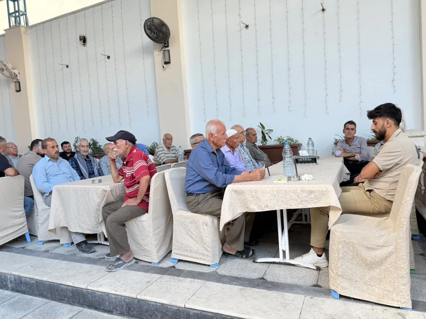 Îlham Ehmed li Şêxmeqsûdê bi malbatên şehîdan re civiya