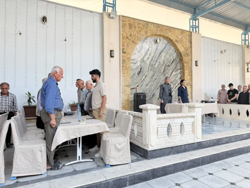 Îlham Ehmed li Şêxmeqsûdê bi malbatên şehîdan re civiya