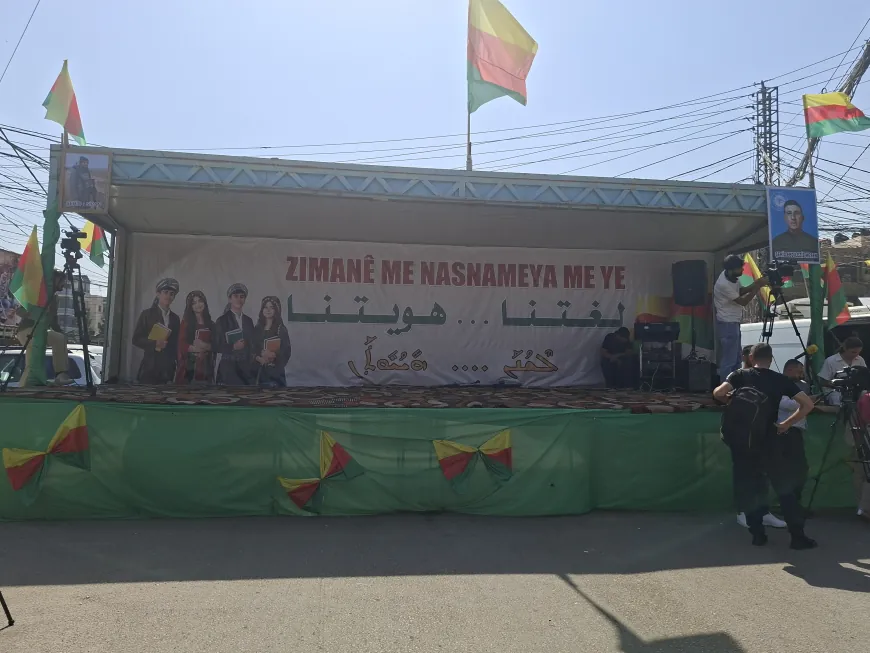 Şêniyên herêma Cizîrê ji bo daxwaza perwerdeya kurdî berê xwe dane Qamişloyê