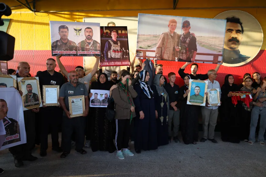 Cenazeyê şehîd Ebdullezîz hat oxirkirin û 2 şervan hatin bibîranîn