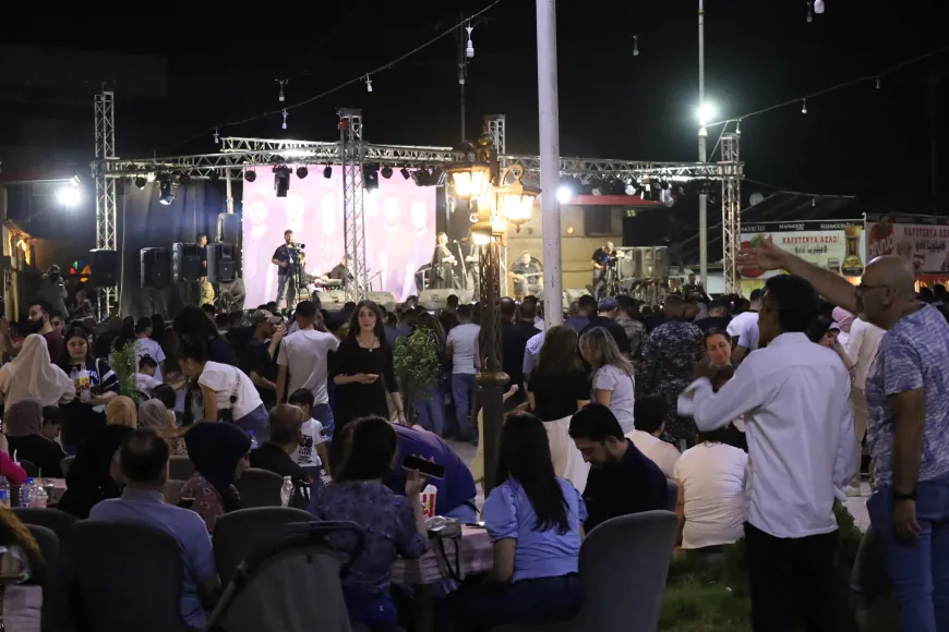 Li Qamişloyê Festîvala Bazara Sûriyeyê dest pê kir