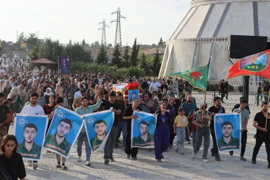Şehîd Demhat Girê Spî li Kobanê hat oxirkirin