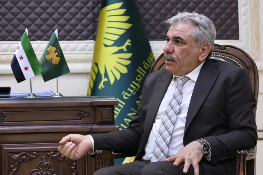 Parêzgarê Hesekê û şandeyek ji Wezareta Parastinê civiyan