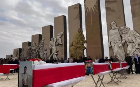 Cenazeyên 25 Şengaliyên ku ji aliyê çeteyên DAÎŞ’ê ve hatin qetilkirin, hatin veşartin
