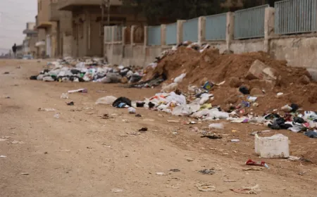 Li taxên Hesekê ji ber kêmbûna sotemenî û wesayîtan çop kom bûye