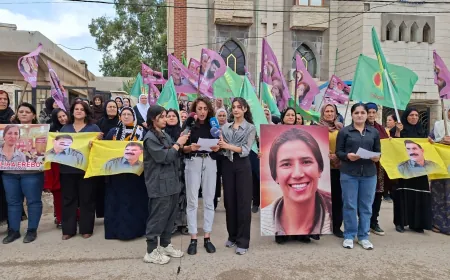 Kongra Star, PYD û ciwanan êrişa li ser wêneyên şehîdan şermezar kir