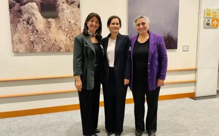 Îlham Ehmed, Sabhat Tuncel û Pervîn Bûldan li Konferansa EUTCC‘yê hatin gel hev