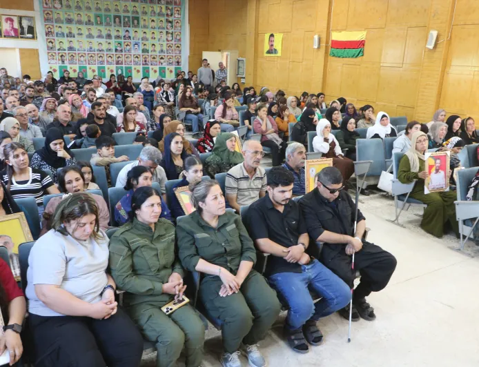 Li Dirbêsiyê 60 şehîd bi bîr anîn