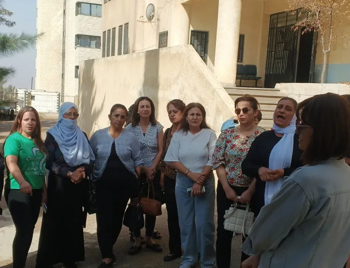 Li Siwêdayê karmendên ji kar hatin dûrxistin çalakî li dar xist