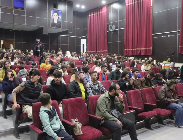 Di roja duyemîn a festîvalê de 2 şano