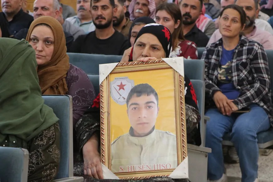 Li Dirbêsiyê 60 şehîd bi bîr anîn