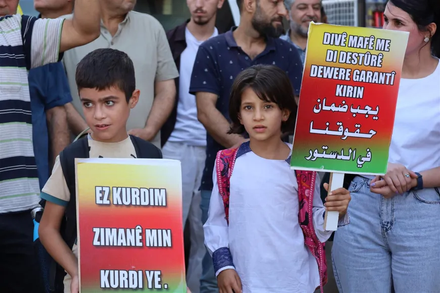 Şêniyên li Parêzgeha Hesekê: Al ne tenê reng e ew nasnameya gel e