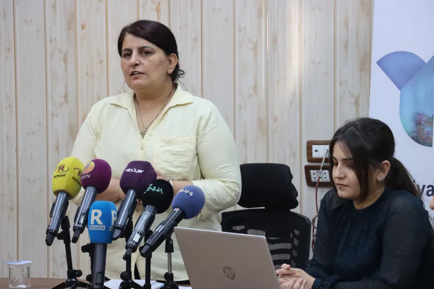 YRJ’ê bi boneya Roja Rojnamegeriyê ya Jinên Kurd panelek li dar xist