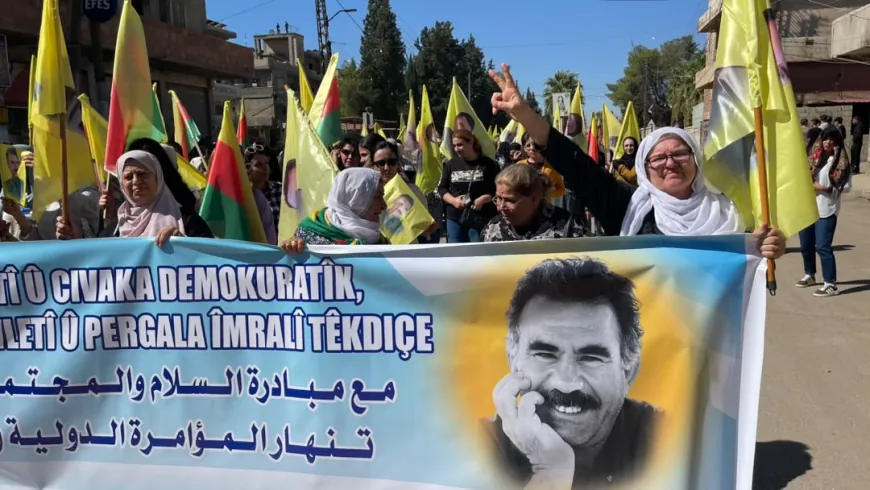 Li bajarên herêma Cizîrê ji bo şermezarkirina komployê xwepêşandan
