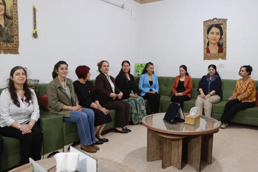 Şandeya Bakurê Kurdistanê serdana rêxistin û saziyên jinan kir