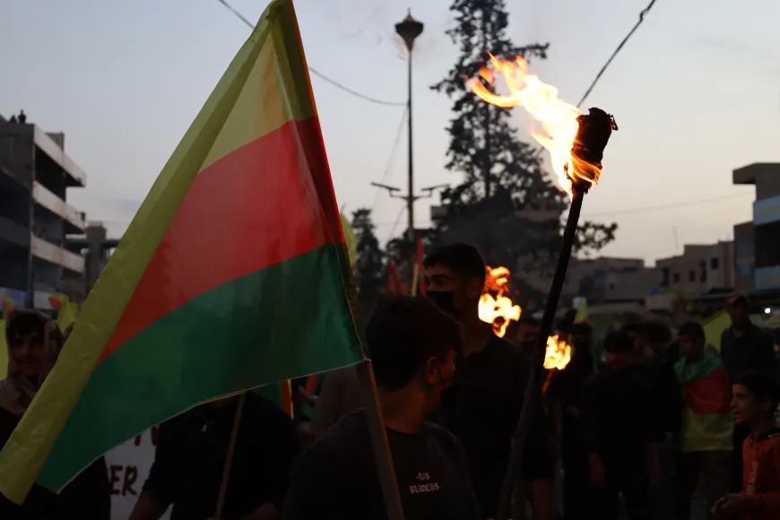 Ciwanên Qamişloyê li dijî komploya 9‘ê Cotmehê daketin qadan