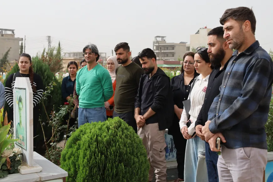 Li Kobanê û Qamişloyê şehîdên çapemeniyê bi bîr anîn
