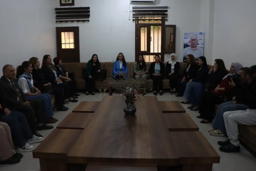 Şandeya DEM Partiyê serdana Kobanê kir