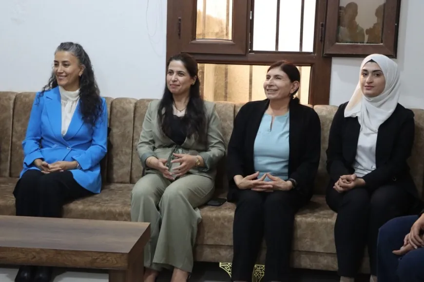 Şandeya DEM Partiyê serdana Kobanê kir