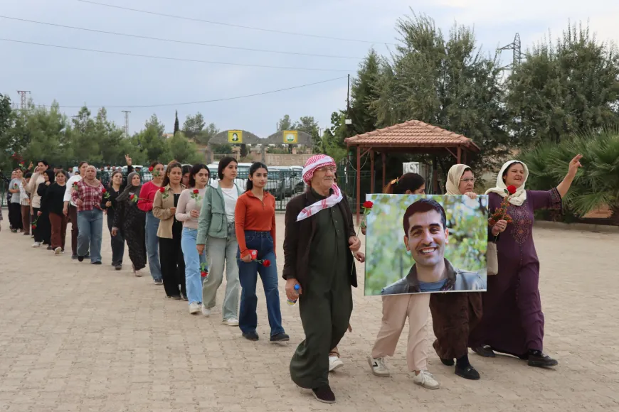 Şehîd Bawer Agir li ser gora wî hat bibîranîn