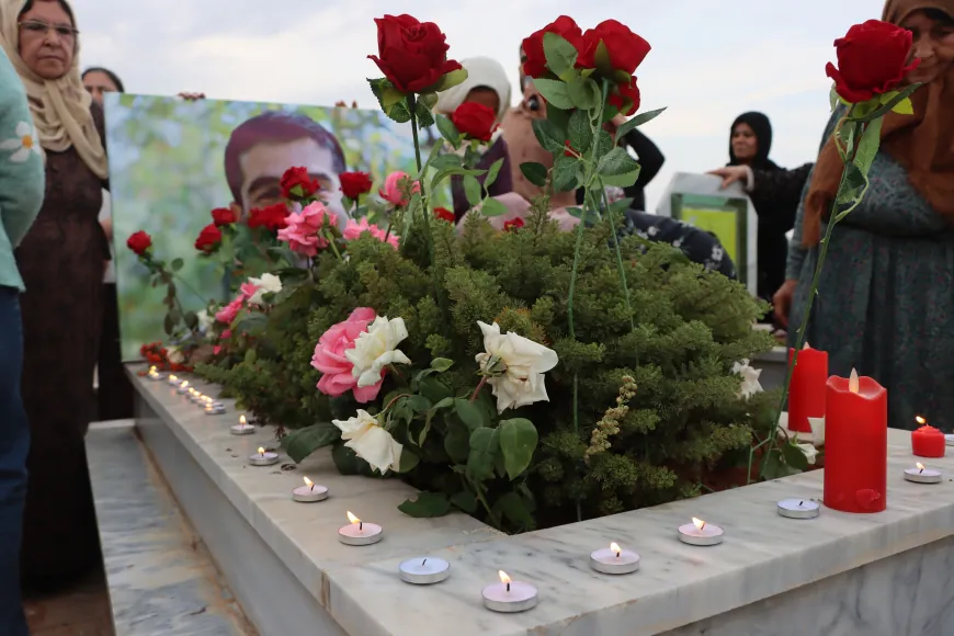 Şehîd Bawer Agir li ser gora wî hat bibîranîn