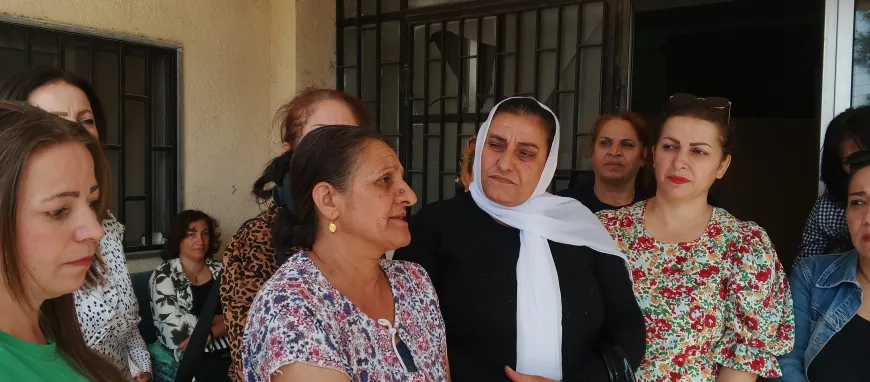 Li Siwêdayê karmendên ji kar hatin dûrxistin çalakî li dar xist