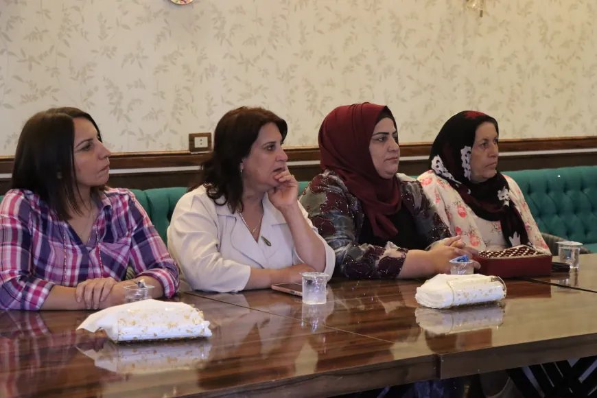 Komcivîna jinan: Divê zimanê kurdî têkeve destûrê