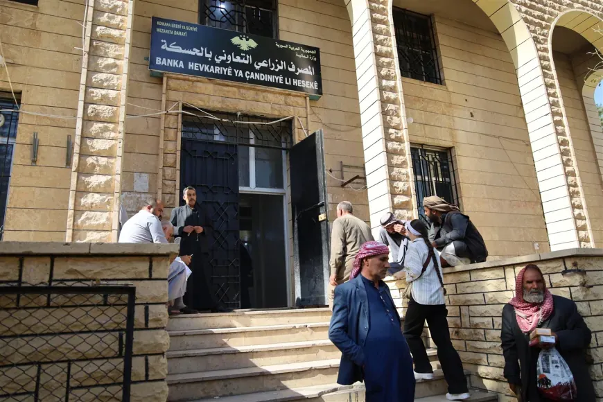 Cotkaran hîna pereyên genim wernegirtine