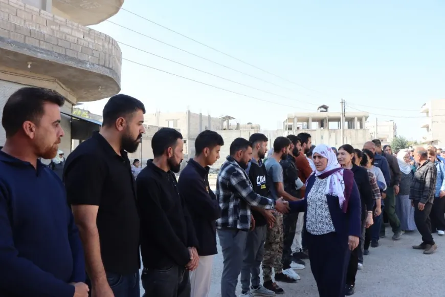 ‘Şehîdên me nirxên me yên pîroz in’