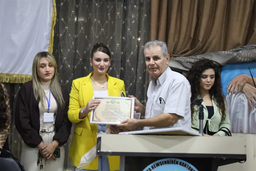 Li Hesekê pêşangeha hunera şêwekariyê hat vekirin