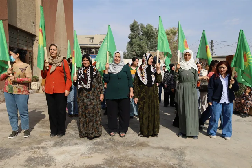 Li bajarên Rojava êrişên li ser koçberên Girê Spî hatin şermezarkirin