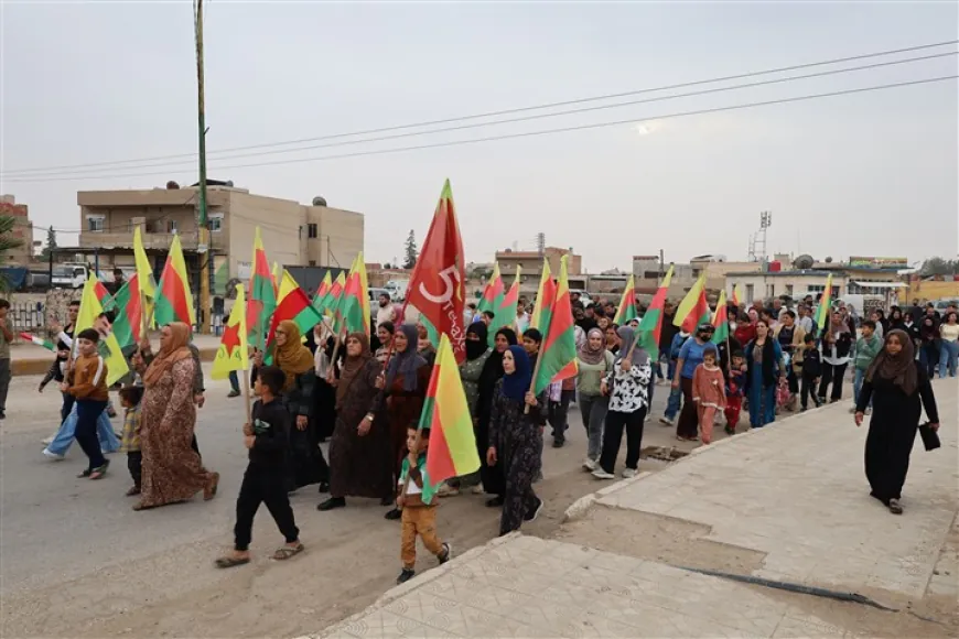Şêniyên Til Temirê êrişa li dijî koçberên Girê Spî şermezar kir