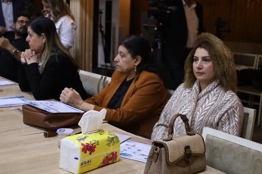 Bandora koçberiya ji neçarî ya li ser aştiya civakî, aborî û jinan bû mijara nîqaşê