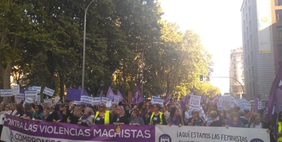 Испания: Женщины протестуют на улицах крупнейших городов страны
