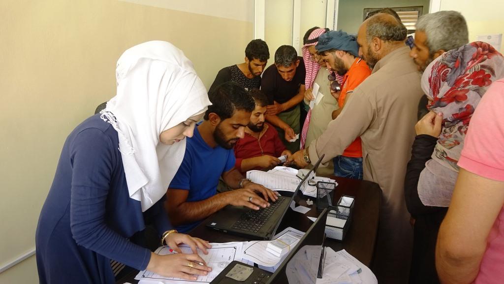 Бюро по Трудоустройству обеспечило населению Ракки две тысячи 500 рабочих мест