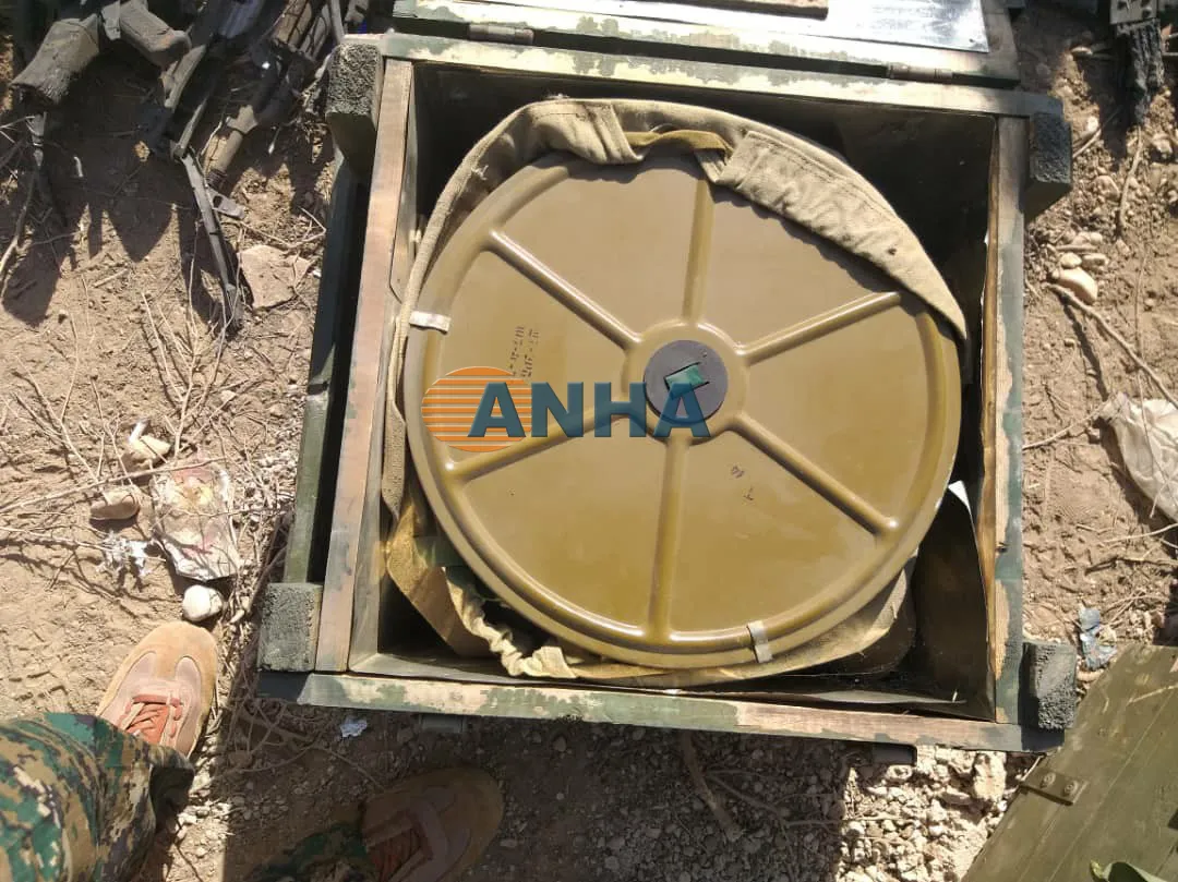 склад боевиков ИГ с большим количеством оружия и боеприпасов