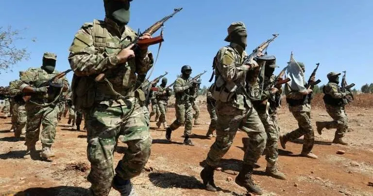 Боевики «Хейят Тахрир аш-Шам» остаются в зоне деэскалации, а режим Башара аль-Асада стягивает войска к линии соприкосновения: долго ли продержится новое перемирие?