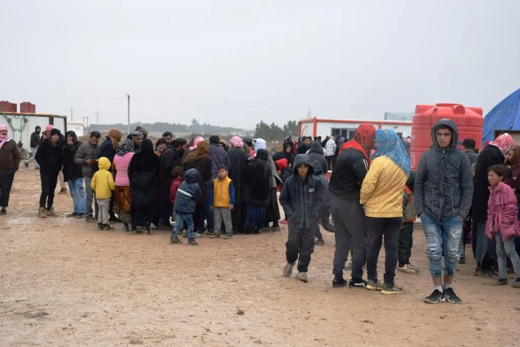 Лицемерная политика ООН помощи беженцам на северо-востоке Сирии