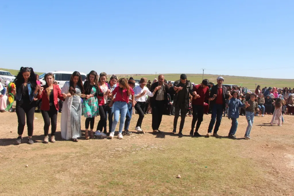 Kobanê ve Qamişlo’da 4 Nisan konulu seminer