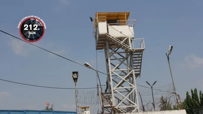Голодовка политзаключенных длится уже 212 дней