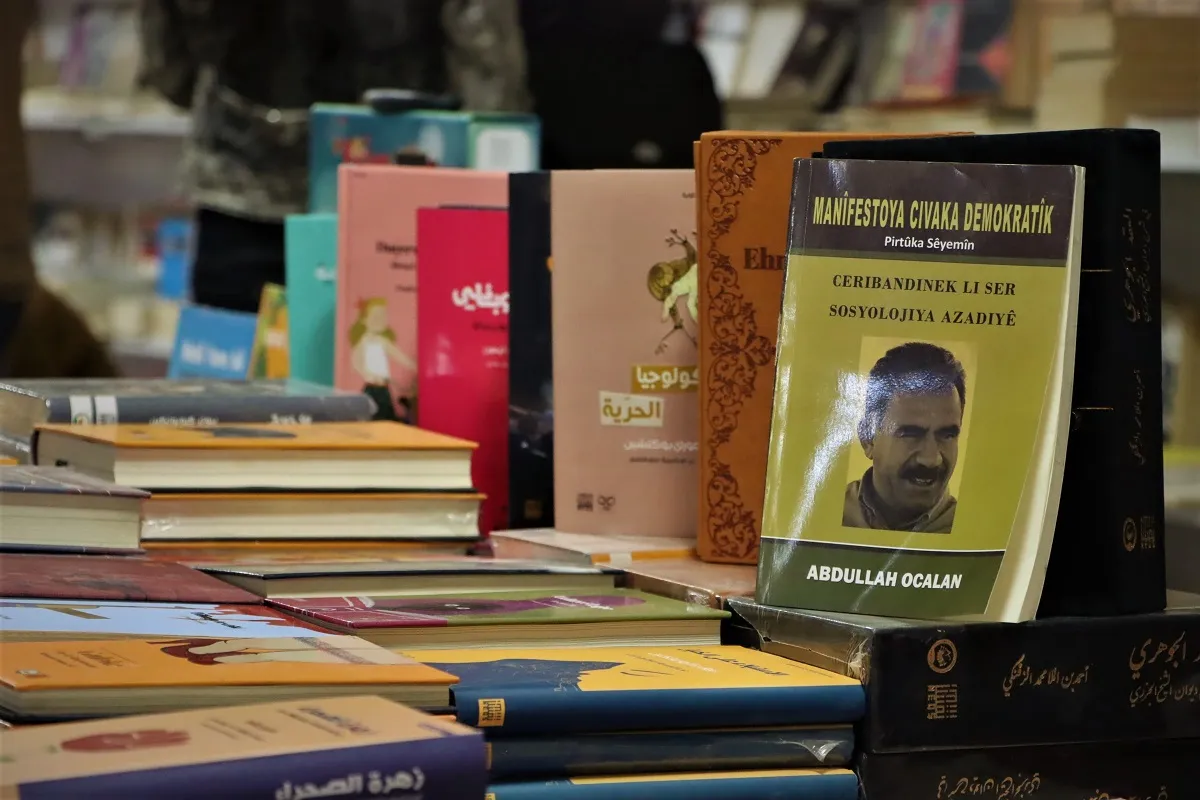 Курдские книги вызвали большой интерес на книжной ярмарке в Камышло