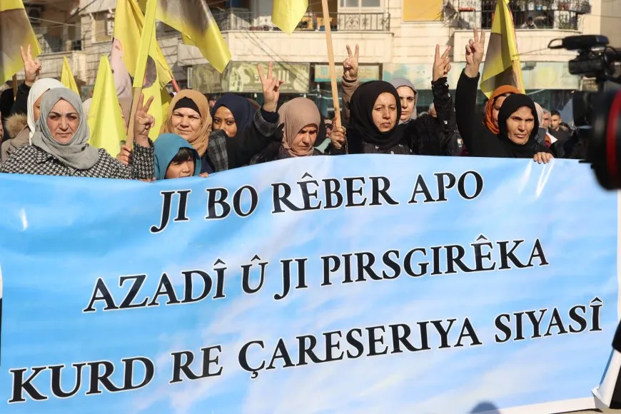  Жители Камышло вышли на массовый митинг в поддержку лидера Абдуллы Оджалана