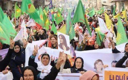 Женщины призывают народ Южного Курдистана противостоять политике ДПК