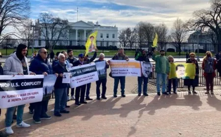  В Канаде прошел митинги против международного заговора против лидера Оджалана