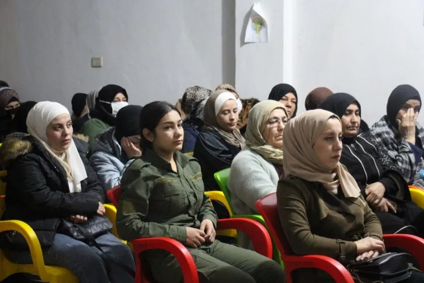 В Манбидже и Ракки почтили память героини Виян Соран