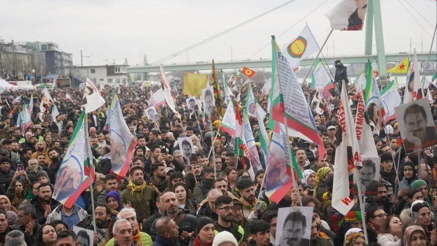  АОК приветствует подтверждает, что кампания за свободу Оджалана вступила в новую фазу