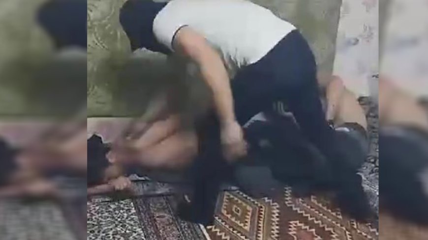 Опубликовано видео, как турецкие оккупанты пытают двух молодых людей