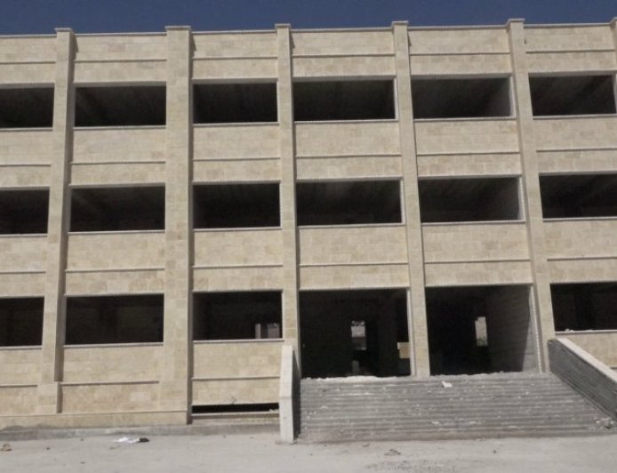 Управление образования начинает восстановление школы для глухонемых в Ракке