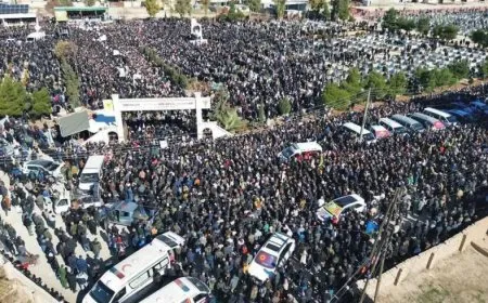 100 000 человек почтили память жертв турецких авиаударов по плотине Тишрин