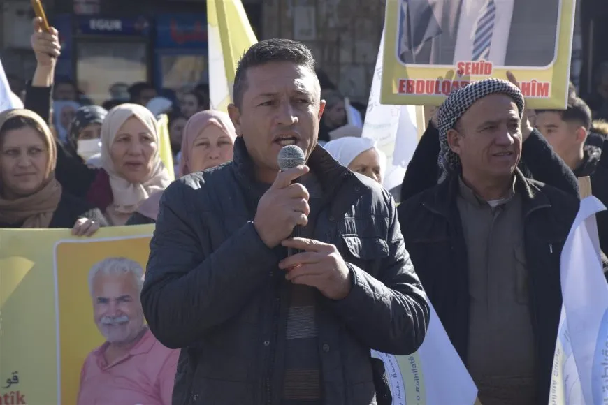 Протестующие в регионе: «Мы все — СДС, да здравствует сопротивление на плотине Тишрин»